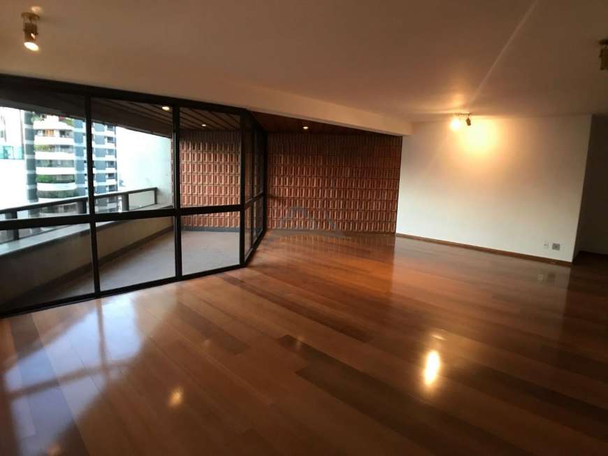 Apartamento com 4 Quartos à Venda, 246 m² por R$ 2.200.000 Rua Joaquim Gomes Pinto - Cambuí, Campinas - SP