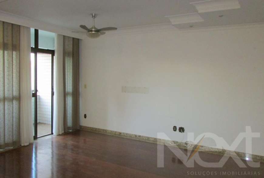 Apartamento com 4 Quartos para Alugar, 150 m² por R$ 2.800/Mês Rua Hermantino Coelho - Mansões Santo Antônio, Campinas - SP