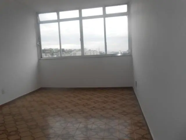 Apartamento com 3 Quartos para Alugar, 68 m² por R$ 1.100/Mês Rua Itapiru - Rio Comprido, Rio de Janeiro - RJ