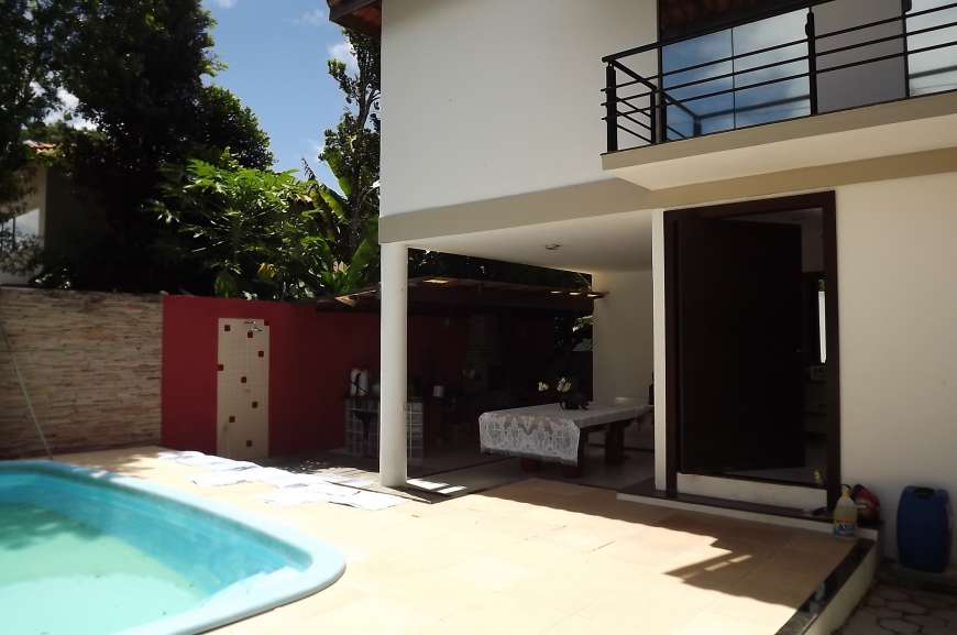 Casa com 4 Quartos para Alugar, 150 m² por R$ 1.200/Dia Eixo Acácias - Village II, Porto Seguro - BA