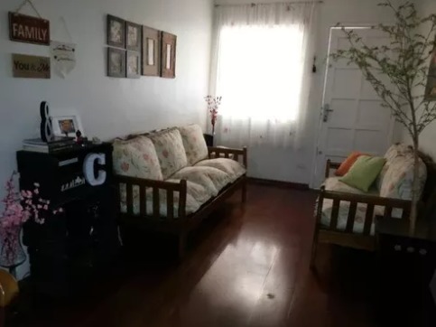 Casa com 3 Quartos à Venda, 58 m² por R$ 32.000 Rua José Antônio Nora - Coelho da Rocha, São João de Meriti - RJ