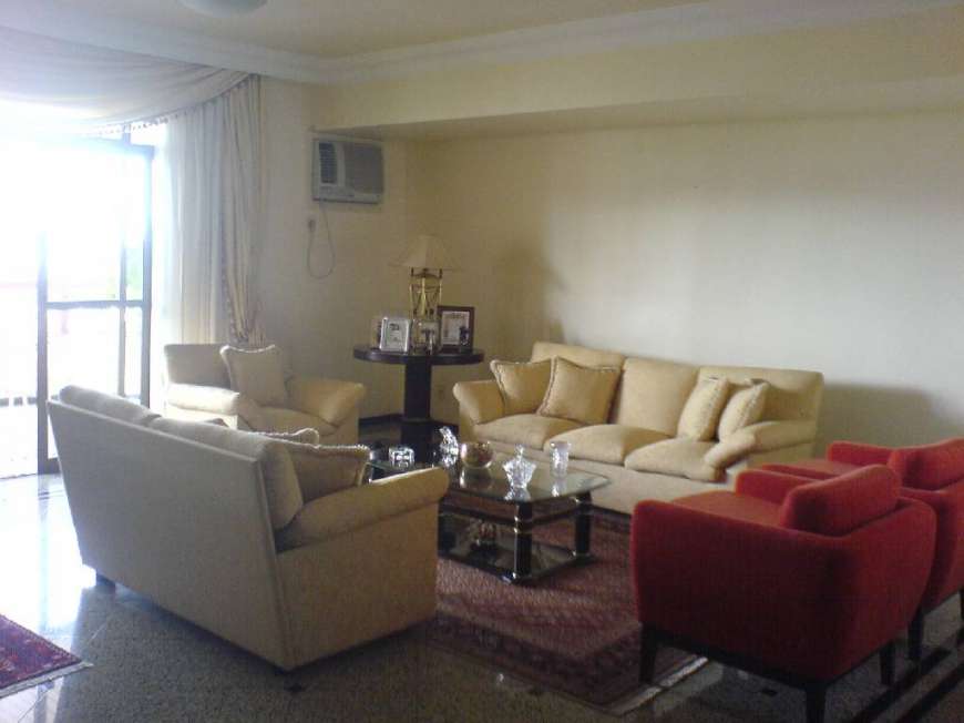 Apartamento com 4 Quartos à Venda, 275 m² por R$ 1.100.000 Quilombo, Cuiabá - MT