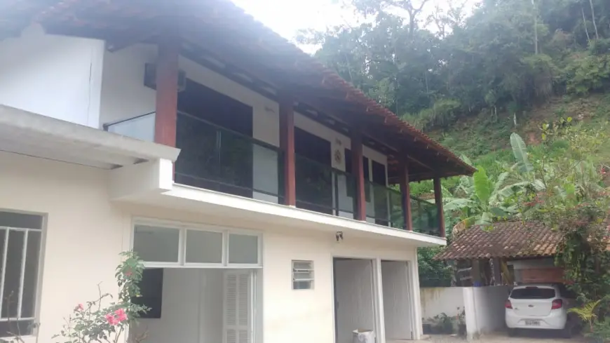 Casa para Alugar por R$ 1.300/Mês Santa Rita, Brusque - SC