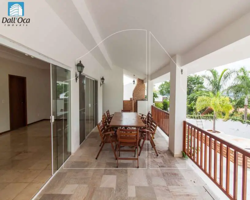 Casa com 8 Quartos para Alugar, 700 m² por R$ 12.000/Mês Lago Sul, Brasília - DF