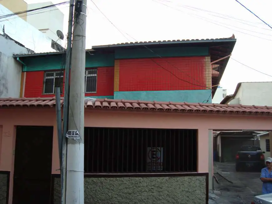 Casa com 4 Quartos à Venda, 360 m² por R$ 980.000 Rua Marajoara - Glória, Vila Velha - ES
