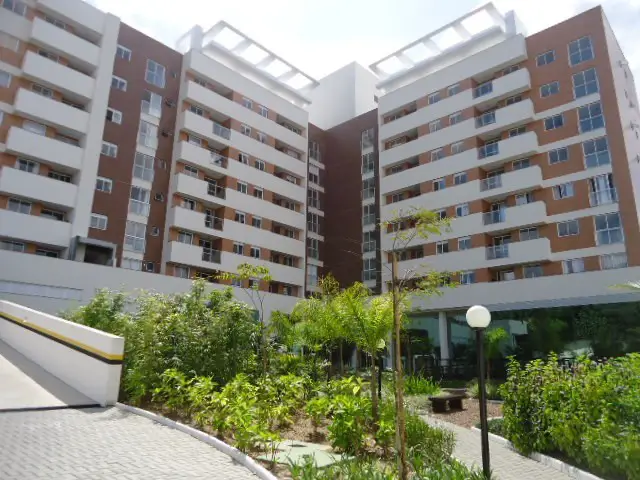 Apartamento com 3 Quartos para Alugar, 80 m² por R$ 1.900/Mês Rua Presidente Campos Salles, 170 - Glória, Joinville - SC