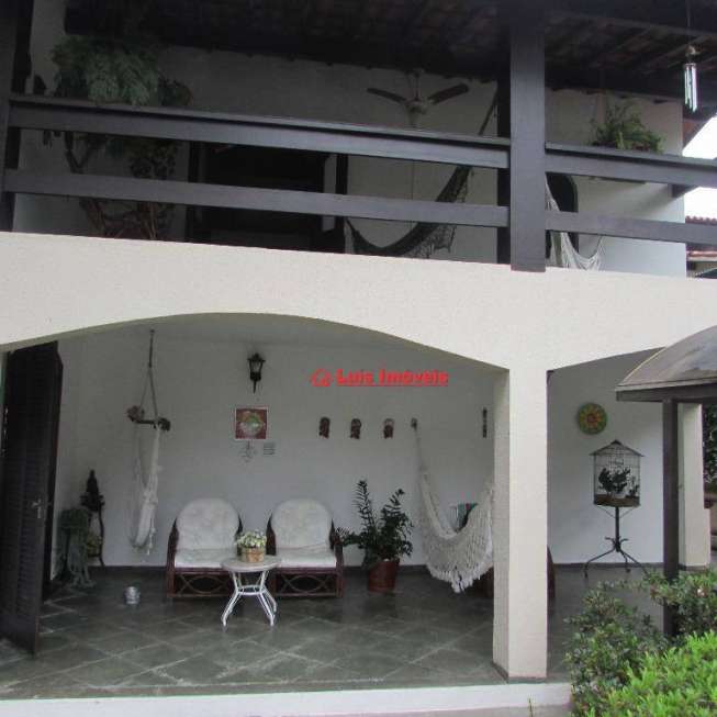 Casa de Condomínio com 3 Quartos para Alugar, 254 m² por R$ 2.500/Mês Rua Dois, 13 - Itaipu, Niterói - RJ