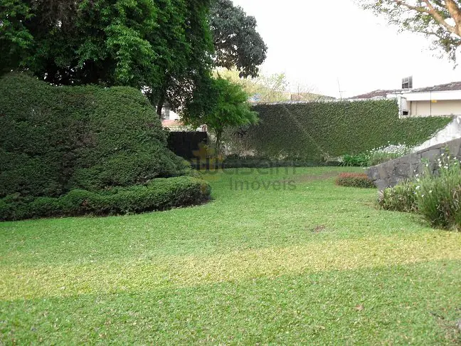 Casa com 5 Quartos para Alugar, 960 m² por R$ 20.000/Mês Rua Brasílio Itiberê - Jardim Botânico, Curitiba - PR