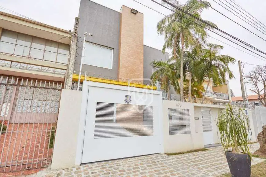 Casa com 5 Quartos para Alugar, 456 m² por R$ 7.200/Mês Rua São Januário, 870 - Jardim Botânico, Curitiba - PR