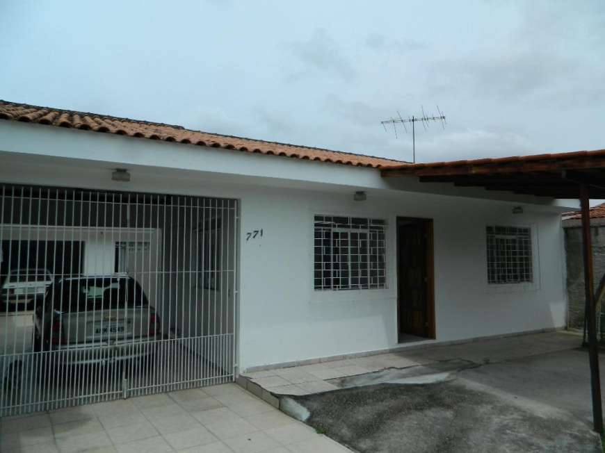 Casa com 2 Quartos para Alugar, 65 m² por R$ 800/Mês Rua Dante Honório, 771 - Xaxim, Curitiba - PR