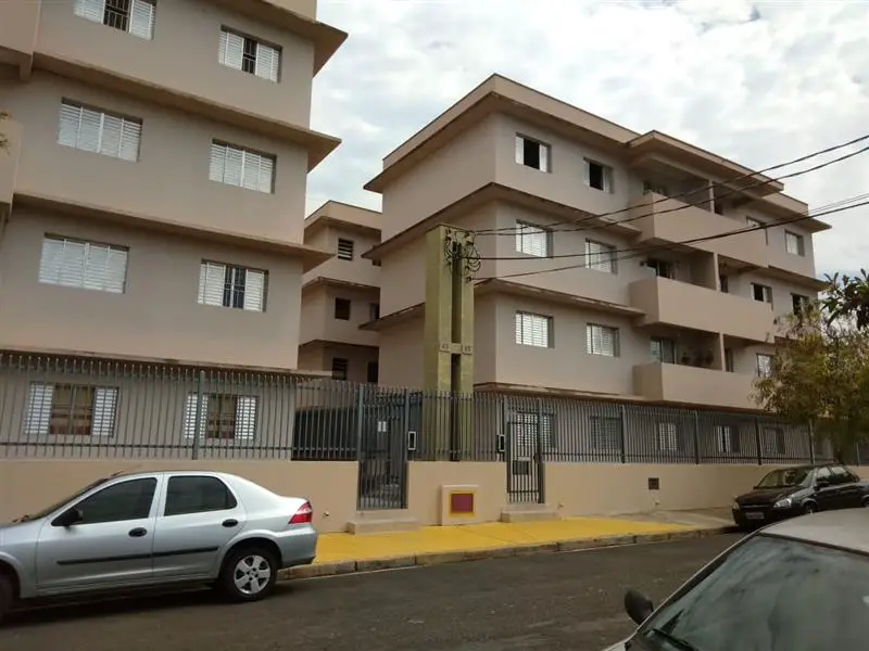 Apartamento com 2 Quartos à Venda, 76 m² por R$ 220.000 Vila Henrique, Salto - SP