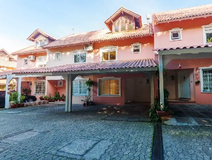 Casa com 3 Quartos para Alugar, 130 m² por R$ 2.500/Mês Rua Doutor Barcelos, 931 - Tristeza, Porto Alegre - RS