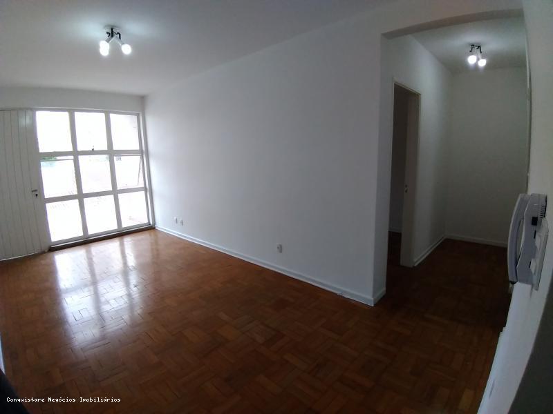 Casa com 2 Quartos para Alugar, 90 m² por R$ 1.600/Mês Luz, São Paulo - SP