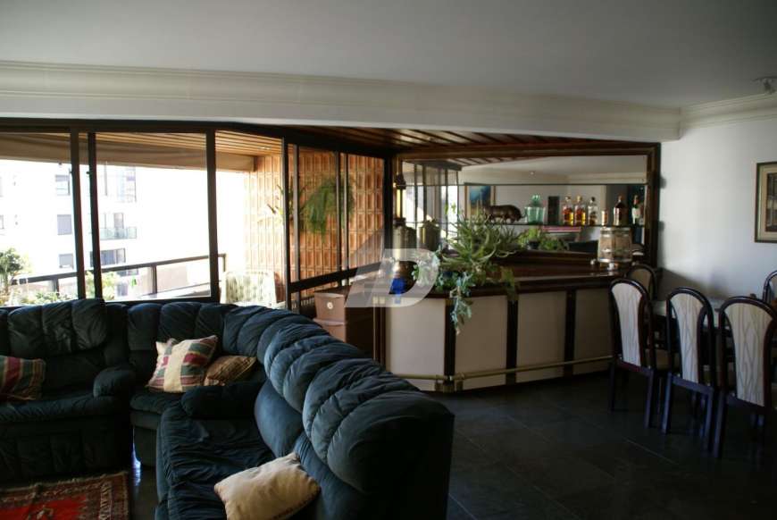 Apartamento com 4 Quartos à Venda, 246 m² por R$ 1.900.000 Rua Joaquim Gomes Pinto - Cambuí, Campinas - SP