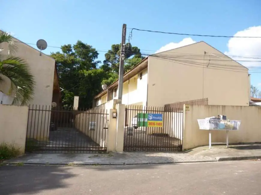 Sobrado com 3 Quartos para Alugar, 110 m² por R$ 1.200/Mês Rua Manoel de Souza Dias Negrão, 1860 - Boa Vista, Curitiba - PR