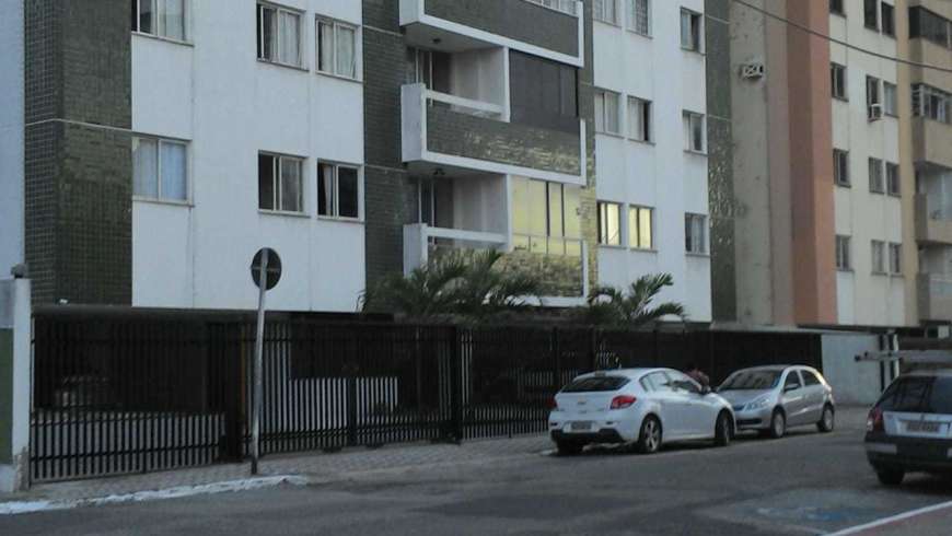 Apartamento com 3 Quartos à Venda, 117 m² por R$ 370.000 Rua Cristóvão de Barros, 101 - Treze de Julho, Aracaju - SE