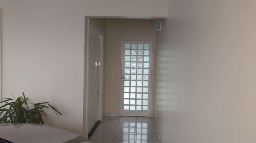 Apartamento com 3 Quartos à Venda, 450 m² por R$ 580.000 Rua das Violetas - Jardim Cuiabá, Cuiabá - MT