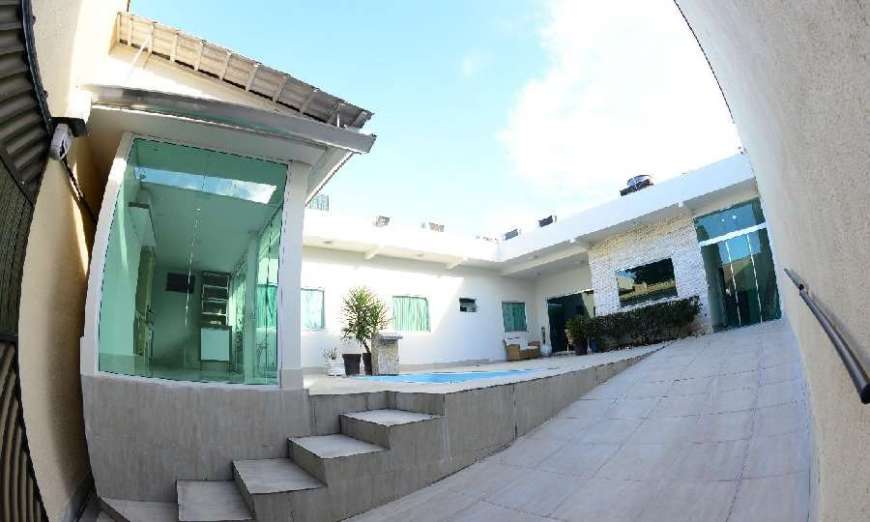 Casa com 3 Quartos para Alugar, 193 m² por R$ 450.005/Mês Rua Michel Fokine - Parque Dez de Novembro, Manaus - AM
