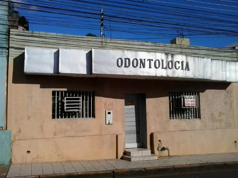 Casa com 7 Quartos para Alugar por R$ 2.000/Mês Centro, Cuiabá - MT