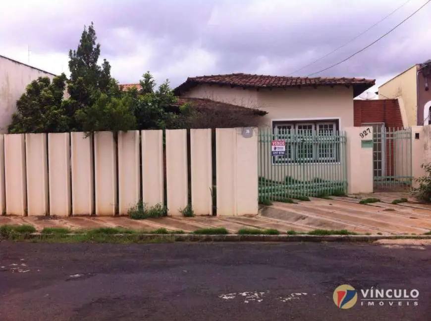 Casa com 3 Quartos à Venda, 171 m² por R$ 420.000 Olinda, Uberaba - MG