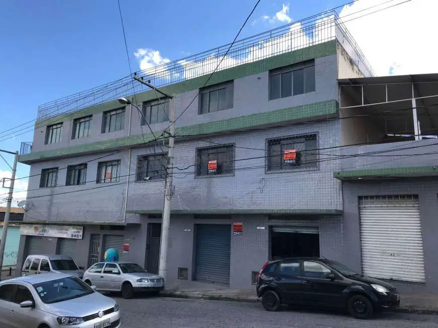Apartamento com 3 Quartos para Alugar, 110 m² por R$ 1.500/Mês Rua Josias Machado, 117 - Inconfidentes, Contagem - MG