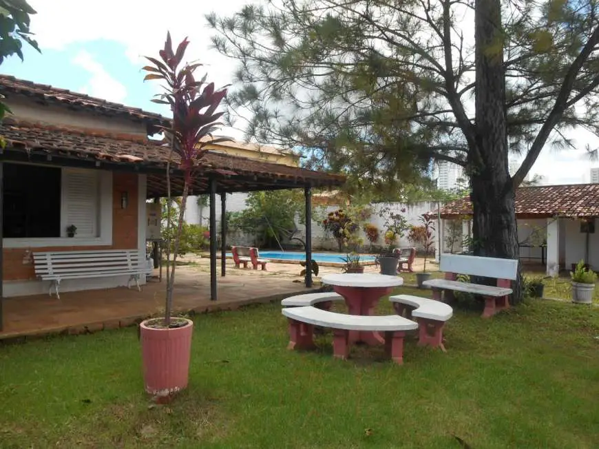 Casa com 2 Quartos à Venda, 450 m² por R$ 1.700.000 Rua dos Miósotis - Jardim Cuiabá, Cuiabá - MT