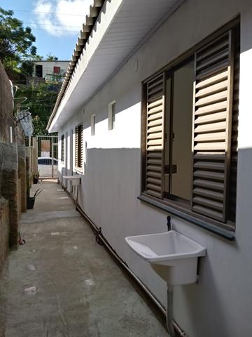 Casa com 1 Quarto para Alugar por R$ 640/Mês Rua Dona Firmina, 1203 - Partenon, Porto Alegre - RS