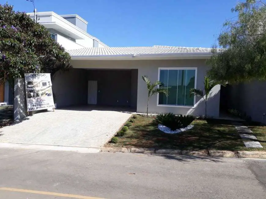 Casa de Condomínio com 3 Quartos à Venda, 200 m² por R$ 750.000 Rua Dona Mariana da Costa, 1000 - Rosa Dos Ventos, Vespasiano - MG
