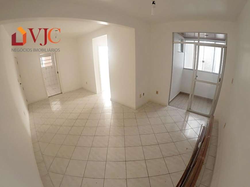 Cobertura com 2 Quartos para Alugar, 200 m² por R$ 1.300/Mês Rua Quinze de Novembro, 150 - Campinas, São José - SC