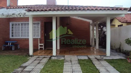 Casa com 3 Quartos para Alugar, 220 m² por R$ 1.000/Dia Rua Doutor João de Oliveira, 100 - Canasvieiras, Florianópolis - SC