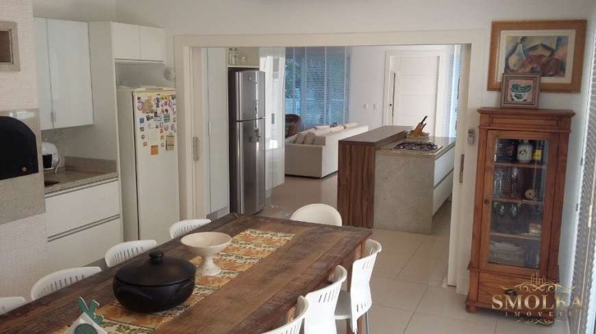 Casa com 4 Quartos para Alugar, 345 m² por R$ 2.350/Dia Rua Jornalista Haroldo Callado, 274 - Jurerê, Florianópolis - SC