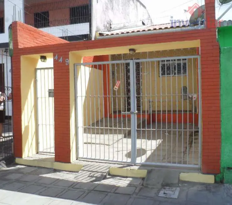 Casa com 2 Quartos para Alugar, 72 m² por R$ 600/Mês Liberdade, Campina Grande - PB