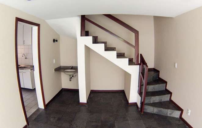Casa com 3 Quartos para Alugar, 117 m² por R$ 1.099/Mês Rua Aristóteles da Costa Leal, 140 - Piatã, Salvador - BA