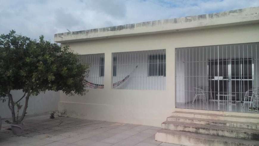 Casa com 3 Quartos à Venda, 100 m² por R$ 160.000 Rua Antonio Valdemar Acioli Belo - Centro, São José da Coroa Grande - PE