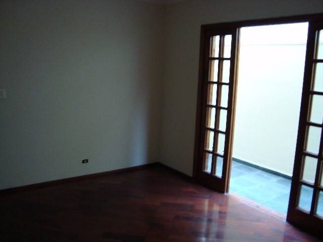 Sobrado com 3 Quartos para Alugar, 180 m² por R$ 4.200/Mês Rua Ibaragui Nissui - Vila Mariana, São Paulo - SP
