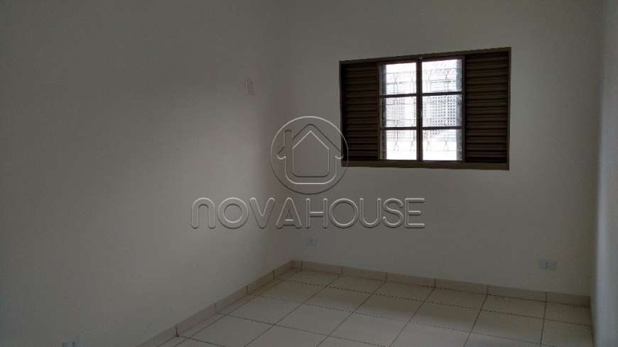Casa com 3 Quartos à Venda, 69 m² por R$ 260.000 Coronel Antonino, Campo Grande - MS