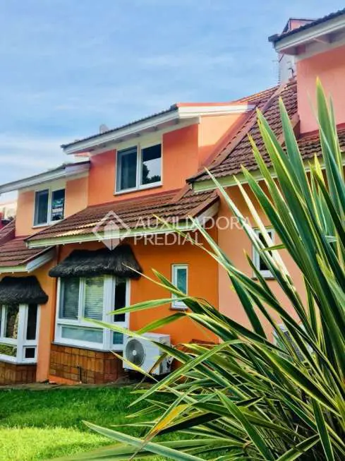 Casa com 2 Quartos para Alugar, 150 m² por R$ 2.200/Mês Rua João Alfredo Schneider, 1250 - Gramado - RS