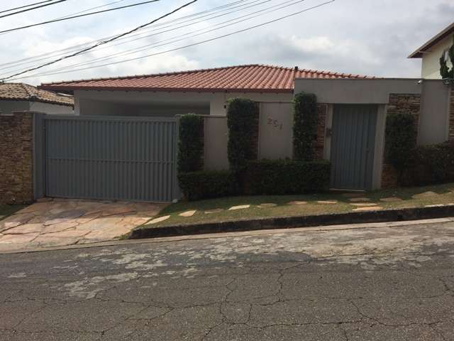 Casa com 6 Quartos à Venda, 345 m² por R$ 1.690.000 Rua Inspetor José Aparecido, 251 - São Bento, Belo Horizonte - MG