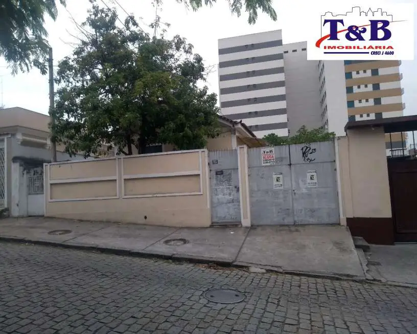Casa com 2 Quartos para Alugar, 80 m² por R$ 1.200/Mês Rua Livio Barreto, 105 - Tanque, Rio de Janeiro - RJ