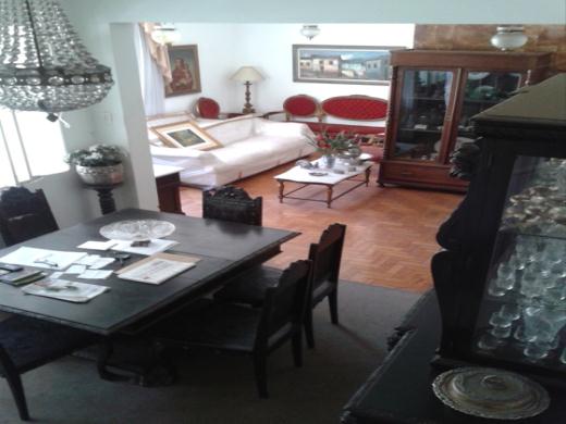 Casa com 5 Quartos à Venda, 184 m² por R$ 1.680.000 Rua Cristina, 57 - Anchieta, Belo Horizonte - MG