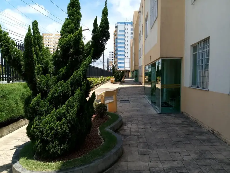 Apartamento com 3 Quartos para Alugar, 96 m² por R$ 770/Mês Avenida Gonçalo Rolemberg Leite, 1400 - Suíssa, Aracaju - SE