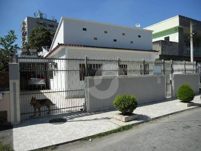 Casa com 2 Quartos à Venda, 88 m² por R$ 495.000 Mutondo, São Gonçalo - RJ