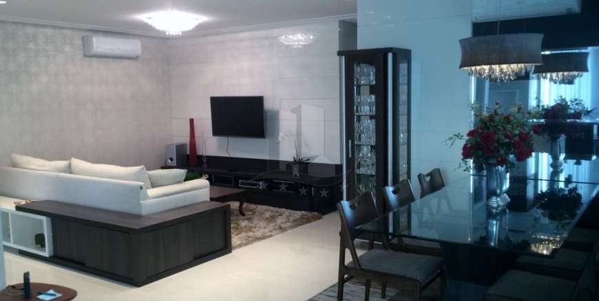 Apartamento com 4 Quartos à Venda, 170 m² por R$ 2.600.000 Barra Sul, Balneário Camboriú - SC