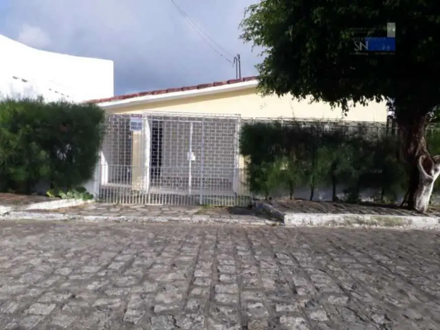 Casa com 3 Quartos à Venda, 200 m² por R$ 250.000 Rua Francisco Nogueira da Silva, 55 - João Agripino, João Pessoa - PB
