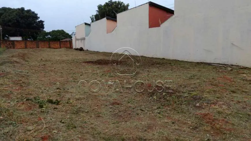Lote/Terreno à Venda por R$ 250.000 Vila Vilas Boas, Campo Grande - MS