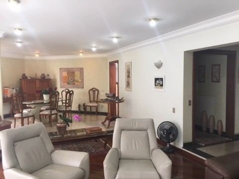 Apartamento com 4 Quartos à Venda, 258 m² por R$ 1.500.000 Centro, Campinas - SP