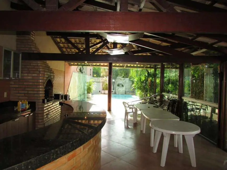 Casa com 4 Quartos para Alugar, 220 m² por R$ 6.000/Mês Santa Clara, Divinópolis - MG