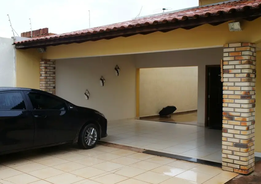 Casa com 3 Quartos à Venda, 153 m² por R$ 430.000 Rua Professora Izaura Ferreira de Oliveira, 2796 - Jardim Primaveril, Três Lagoas - MS
