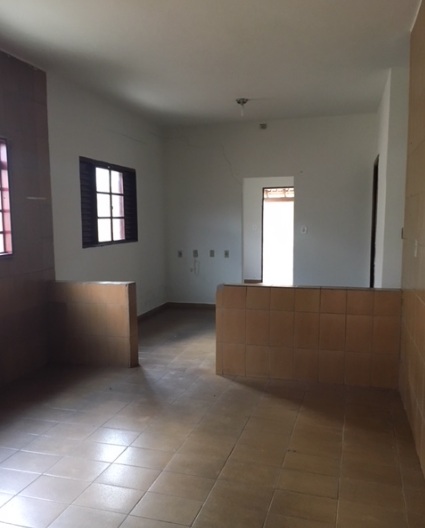 Casa com 3 Quartos à Venda, 200 m² por R$ 300.000 Rua Ordália Carneiro Oliveira - Presidente Roosevelt, Uberlândia - MG