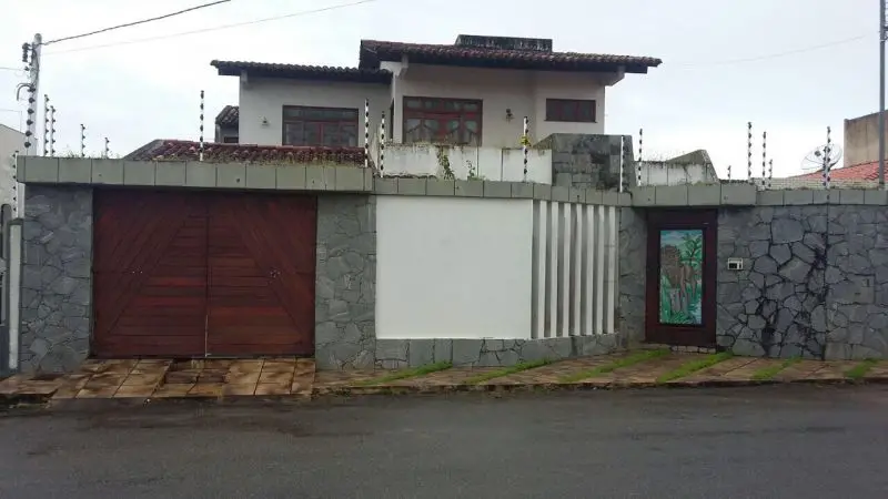 Casa com 3 Quartos para Alugar por R$ 3.000/Mês Centro, Simão Dias - SE